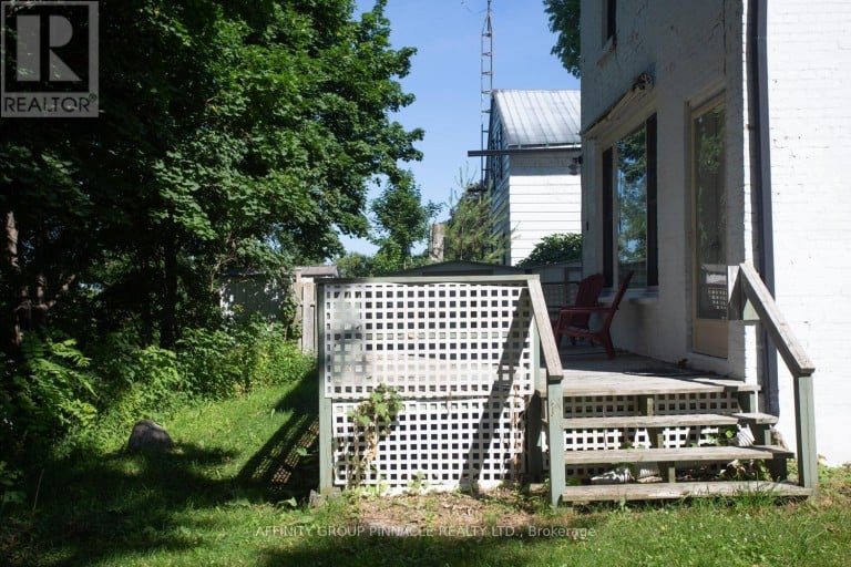 17 DODD STREET, Kawartha Lakes (Fenelon Falls), Ontario, K0M1N0