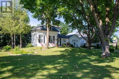 17 DODD STREET Kawartha Lakes (Fenelon Falls) Ontario photo 4
