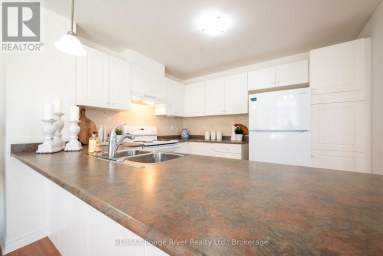 216 - 145 THIRD STREET Cobourg Ontario photo 15