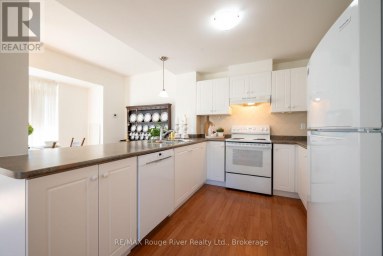 216 - 145 THIRD STREET Cobourg Ontario photo 16