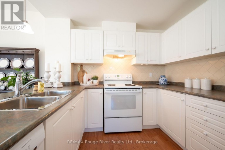216 - 145 THIRD STREET, Cobourg, Ontario, K9A5X1