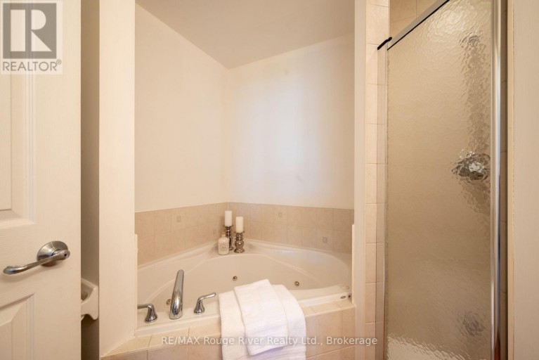 216 - 145 THIRD STREET, Cobourg, Ontario, K9A5X1