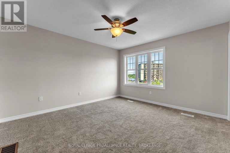 792 NEWMARKET LANE, Kingston (Rideau), Ontario, K7K6K7