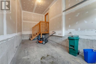 792 NEWMARKET LANE Kingston (Rideau) Ontario photo 35