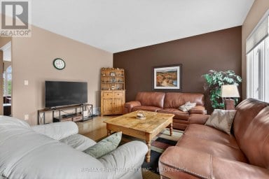 417 MCCALLUM STREET, Kingston (Kingston East (Incl Barret Crt)) Ontario