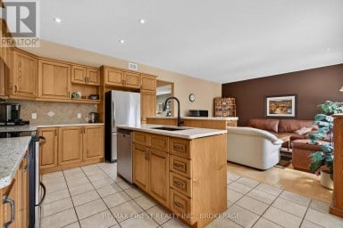 417 MCCALLUM STREET, Kingston (Kingston East (Incl Barret Crt)) Ontario