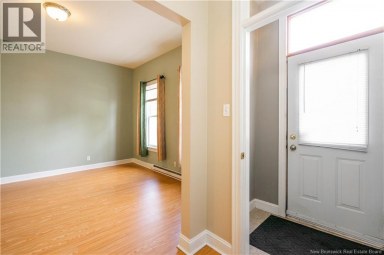 90 Queen Street Saint John New Brunswick photo 3