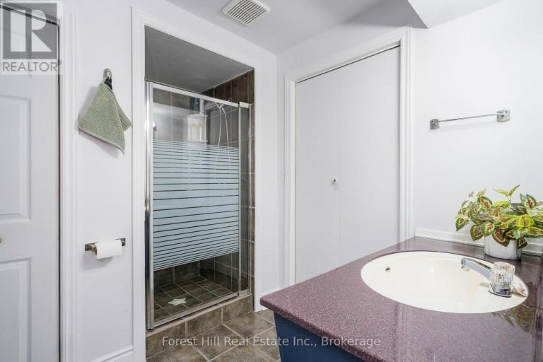 29 DILLON DRIVE, Collingwood, Ontario, L9Y4S3