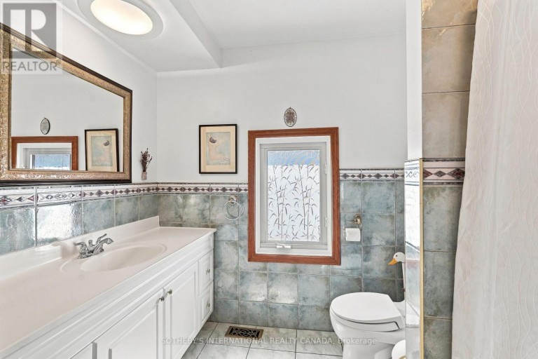 356 HOWLAND AVENUE, Toronto (Casa Loma), Ontario, M5R3B9