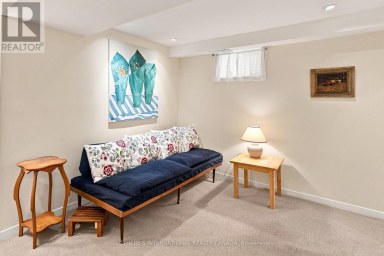 356 HOWLAND AVENUE Toronto (Casa Loma) Ontario photo 20