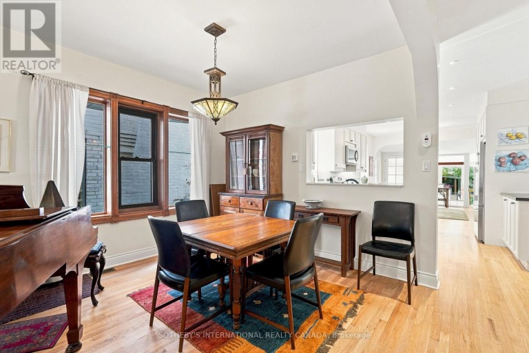 356 HOWLAND AVENUE, Toronto (Casa Loma), Ontario, M5R3B9