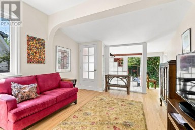 356 HOWLAND AVENUE Toronto (Casa Loma) Ontario photo 8