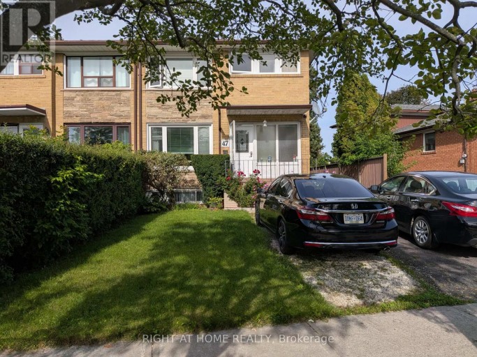 47 ROYWOOD DRIVE, Toronto (Parkwoods-Donalda), Ontario, M3A2C8