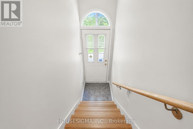 212 - 1400 THE ESPLANADE N, Pickering (Town Centre), Ontario, L1V6V2