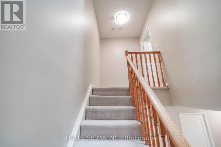 212 - 1400 THE ESPLANADE N, Pickering (Town Centre), Ontario, L1V6V2