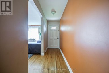 180 SHERWOOD AVENUE Oshawa (Centennial) Ontario photo 2