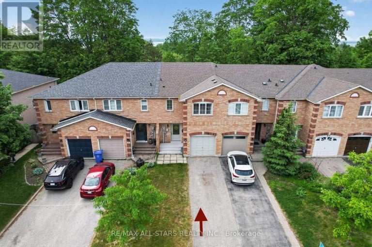 18 LANCASTER COURT, Georgina (Keswick South), Ontario, L4P4A1