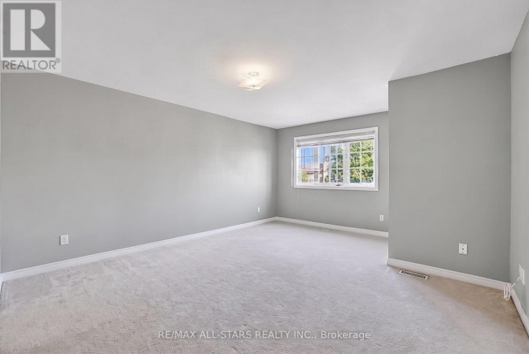 18 LANCASTER COURT, Georgina (Keswick South), Ontario, L4P4A1
