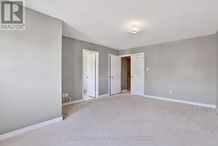 18 LANCASTER COURT, Georgina (Keswick South), Ontario, L4P4A1