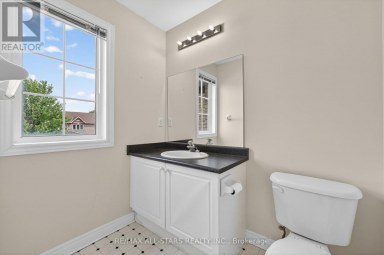18 LANCASTER COURT Georgina (Keswick South) Ontario photo 21