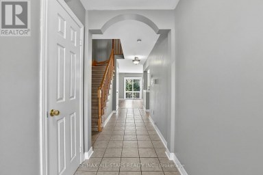 18 LANCASTER COURT Georgina (Keswick South) Ontario photo 5
