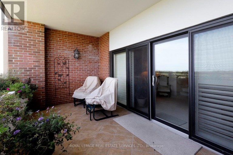1103 - 965 INVERHOUSE DRIVE, Mississauga (Clarkson), Ontario, L5J4B4