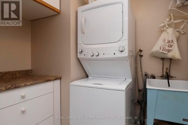 1103 - 965 INVERHOUSE DRIVE Mississauga (Clarkson) Ontario photo 34