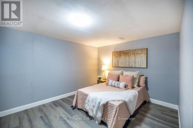 340 POMPANO COURT Oshawa (Samac) Ontario photo 35