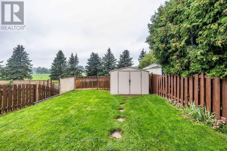 340 POMPANO COURT, Oshawa (Samac), Ontario, L1K1M9