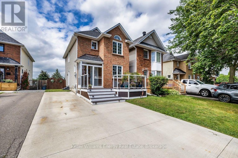 340 POMPANO COURT, Oshawa (Samac), Ontario, L1K1M9