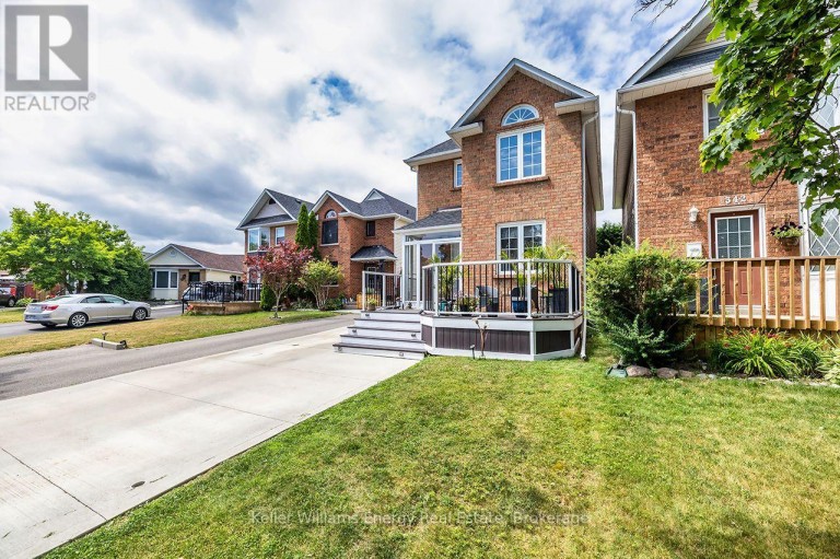 340 POMPANO COURT, Oshawa (Samac), Ontario, L1K1M9