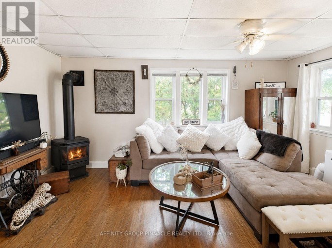 15 PRINCE STREET W, Kawartha Lakes (Bobcaygeon), Ontario, K0M1A0