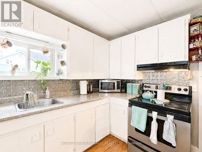15 PRINCE STREET W, Kawartha Lakes (Bobcaygeon), Ontario, K0M1A0