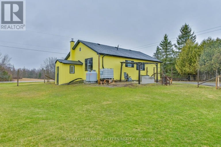 1095 SLAB STREET, Centre Hastings, Ontario, K0K2K0