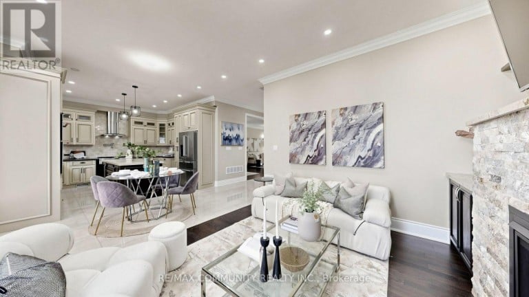 118 HAREWOOD AVENUE, Toronto (Cliffcrest), Ontario, M1M2R5