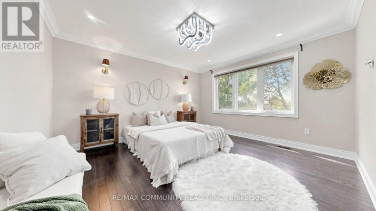 118 HAREWOOD AVENUE, Toronto (Cliffcrest), Ontario, M1M2R5