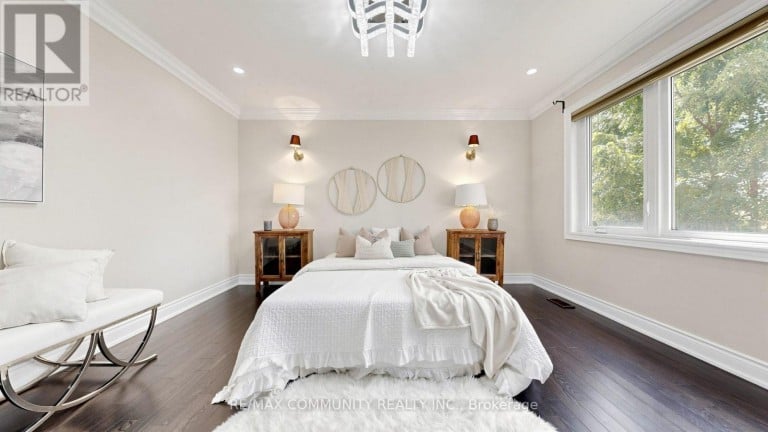 118 HAREWOOD AVENUE, Toronto (Cliffcrest), Ontario, M1M2R5