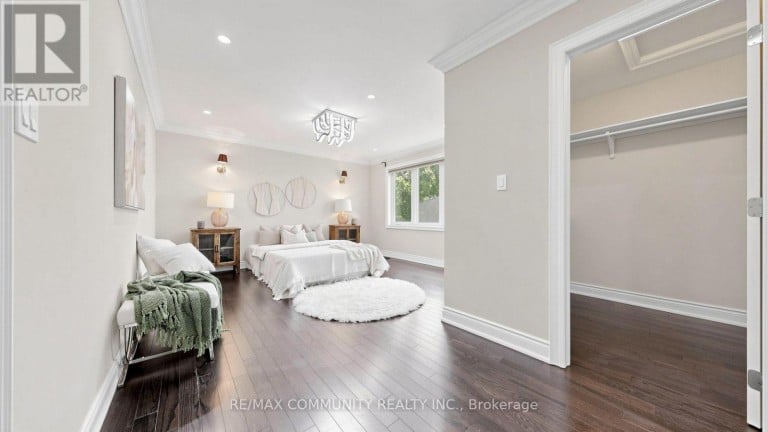 118 HAREWOOD AVENUE, Toronto (Cliffcrest), Ontario, M1M2R5