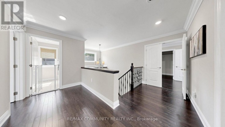 118 HAREWOOD AVENUE, Toronto (Cliffcrest), Ontario, M1M2R5