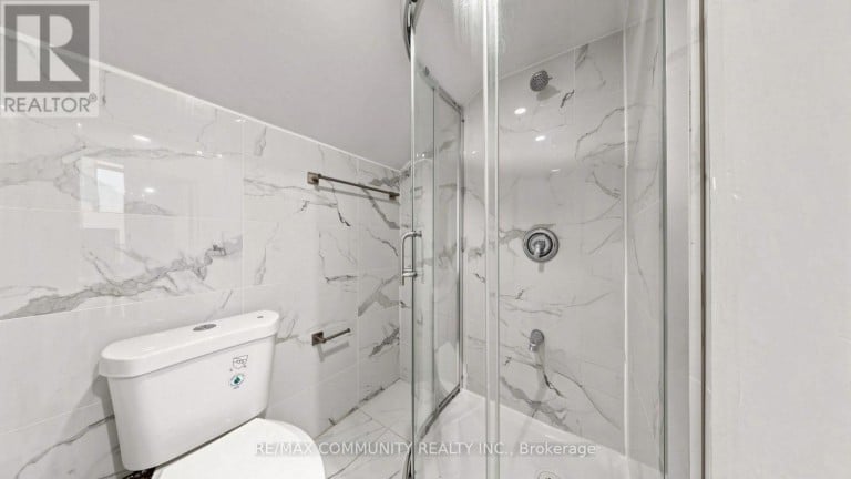118 HAREWOOD AVENUE, Toronto (Cliffcrest), Ontario, M1M2R5