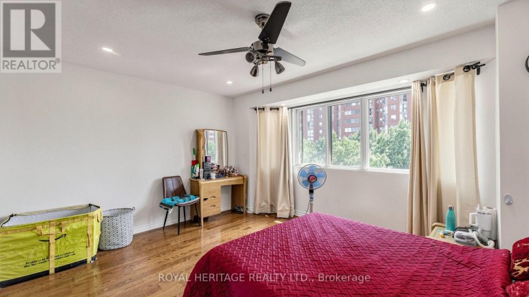 TH 19 - 2472 EGLINTON AVENUE E, Toronto (Eglinton East), Ontario, M1K5J9
