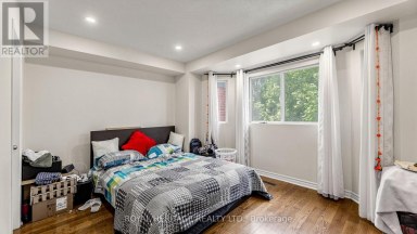 TH 19 - 2472 EGLINTON AVENUE E Toronto (Eglinton East) Ontario photo 24