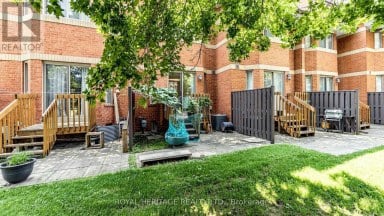 TH 19 - 2472 EGLINTON AVENUE E Toronto (Eglinton East) Ontario photo 35