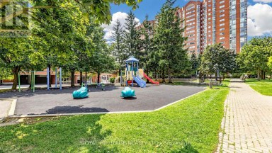 TH 19 - 2472 EGLINTON AVENUE E Toronto (Eglinton East) Ontario photo 47