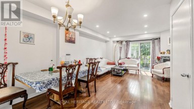 TH 19 - 2472 EGLINTON AVENUE E Toronto (Eglinton East) Ontario photo 9