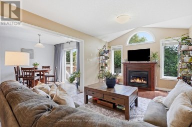 7 HENDERSON DRIVE Guelph (Grange Road) Ontario photo 4