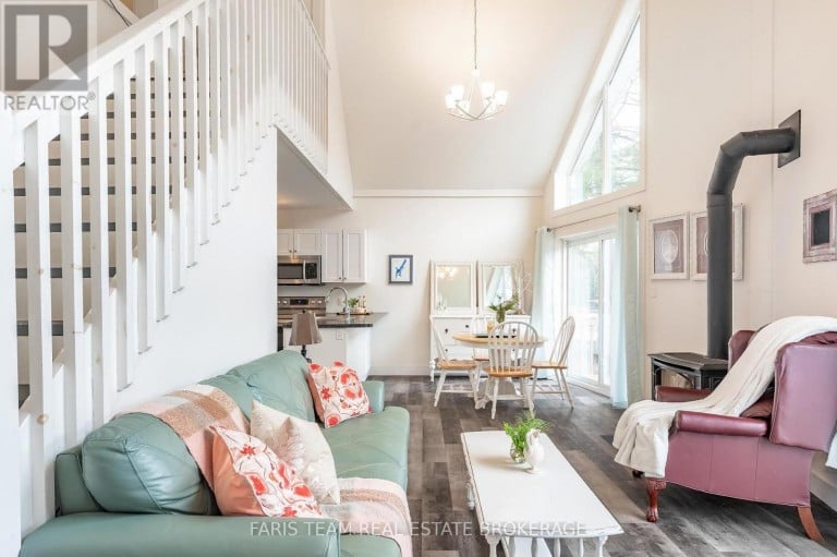 1036 BEVERLEY LANE, Minden Hills (Minden), Ontario, K0M2L1