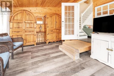 1036 BEVERLEY LANE Minden Hills (Minden) Ontario photo 17