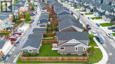 3 Sunrise Heights Cochrane Alberta photo 32