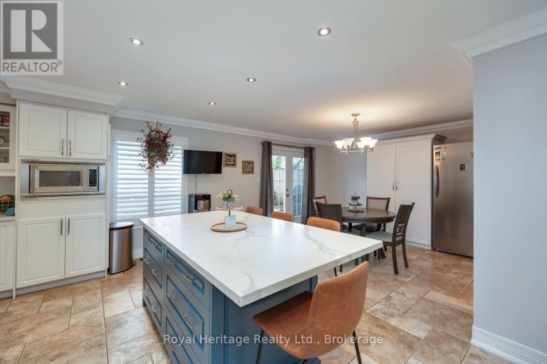 455 ORMOND DRIVE, Oshawa (Samac), Ontario, L1K2L8